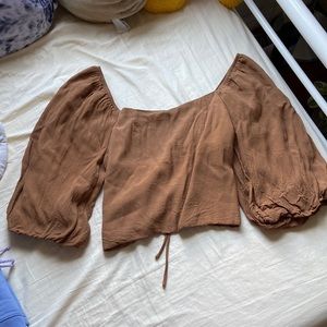 Open back puff sleeve peasant top